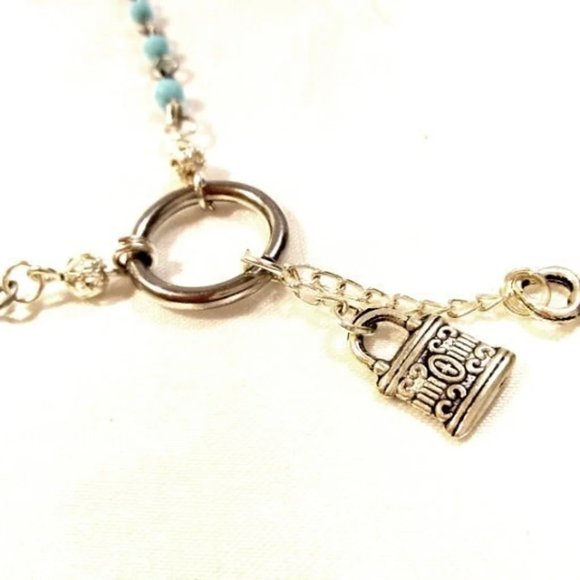 Discreet Day Captive Collar Necklace - Picture 5 of 5